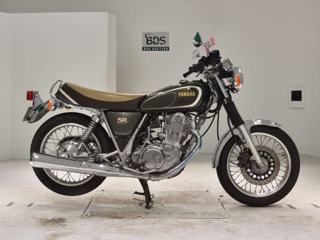 Yamaha SR400 2013
