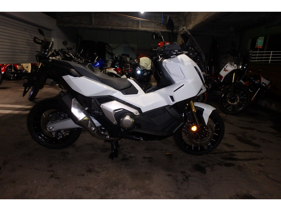 Honda X-ADV750 2025