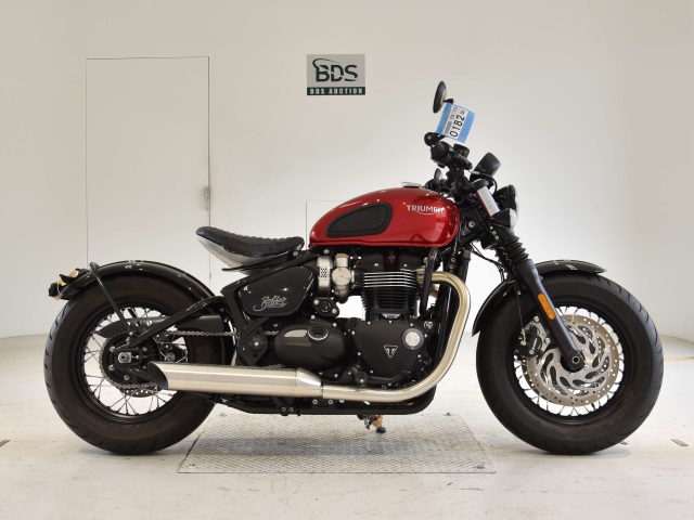 Triumph BONNEVILLE BOBBER 2022