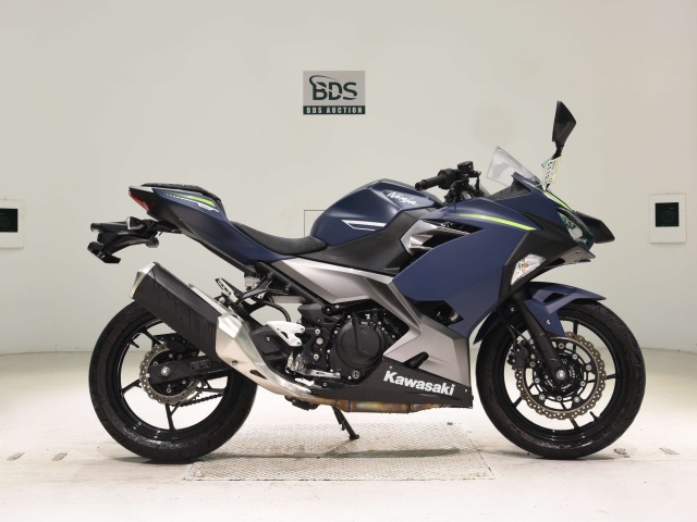 Kawasaki NINJA400 2021