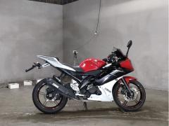 Yamaha YZF-R15 2013