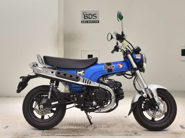 Honda DAX125 2022
