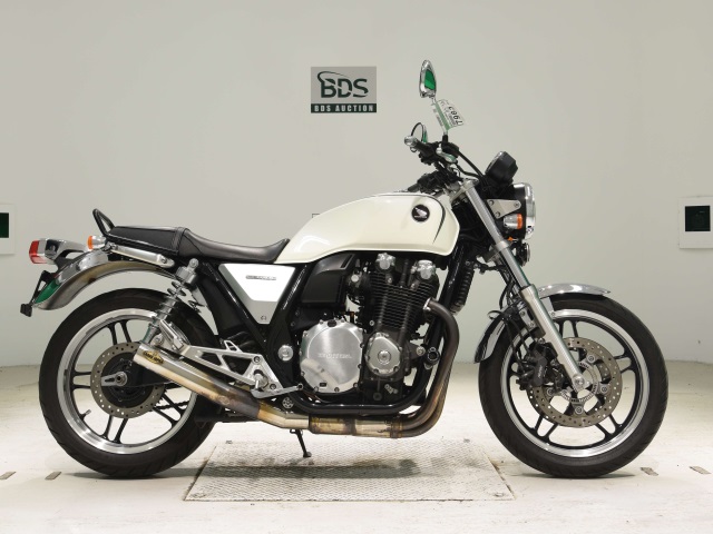 Honda CB1100A 2011