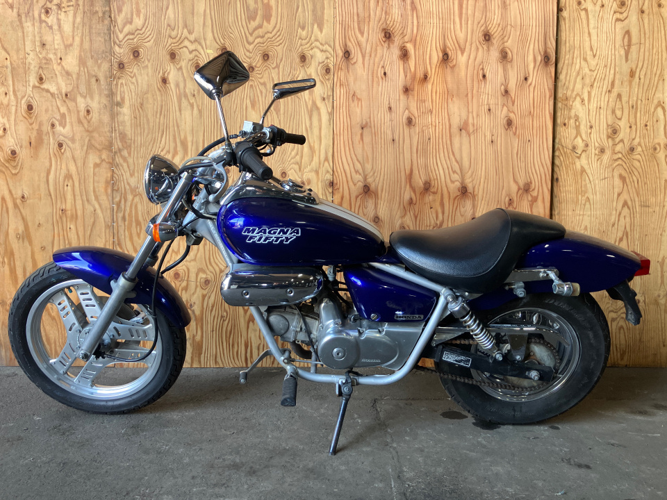 Honda MAGNA50 2001