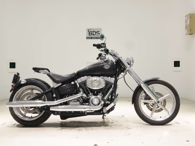 HD ROCKER C FXCWC1580 2011