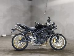 Triumph STREET TRIPLE R 2011