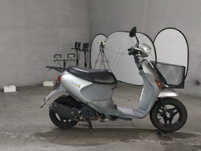 Suzuki LETS4