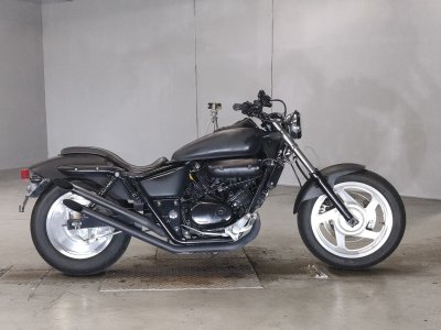 Honda MAGNA250 2005