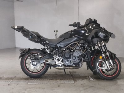 Yamaha NIKEN 2024