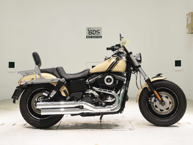 HD FAT BOB FXDF1580 2015
