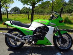 Kawasaki GPZ900R 1998