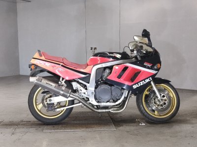 Suzuki GSX-R1100