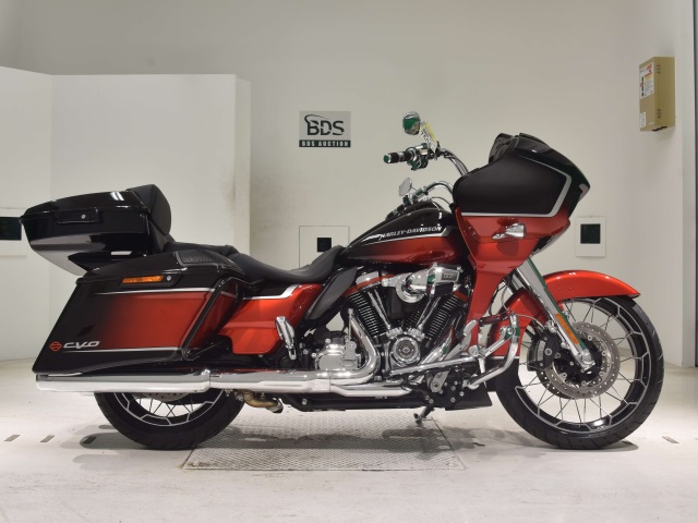 HD ROAD GLIDE FLTRXSE1923 CVO 2022