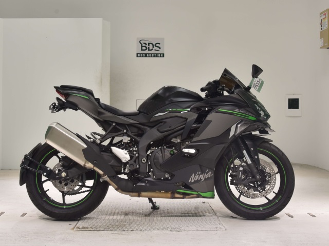 Kawasaki ZX-4R SE 2023