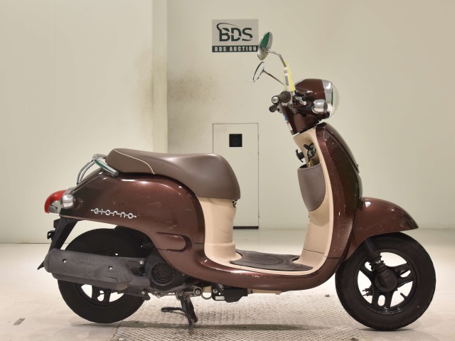 Honda GIORNO 2011