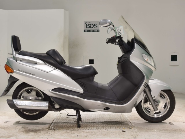 Suzuki SKYWAVE 250