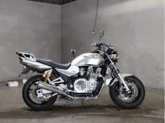 Yamaha XJR1300 2002
