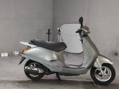 Honda LEAD100 2001