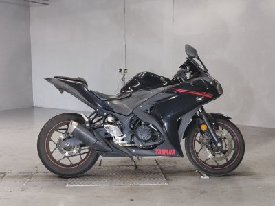 Yamaha YZF-R25
