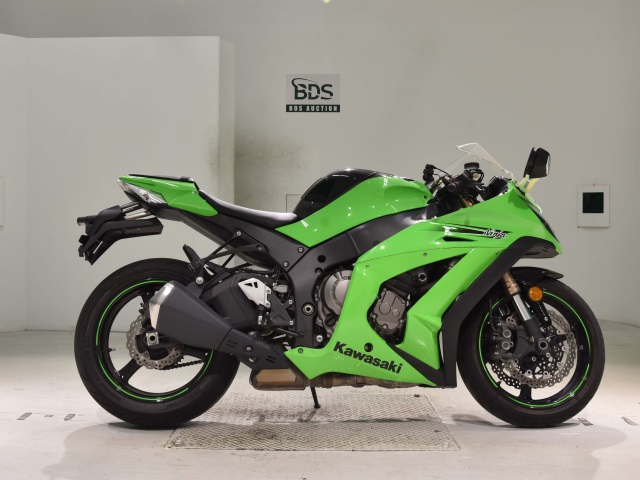 Kawasaki NINJA ZX-10R 2011