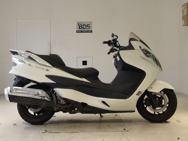 Suzuki SKYWAVE 250S