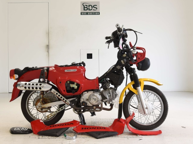 Honda CC50 CROSSCUB 2018