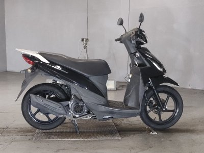 Suzuki ADDRESS V110