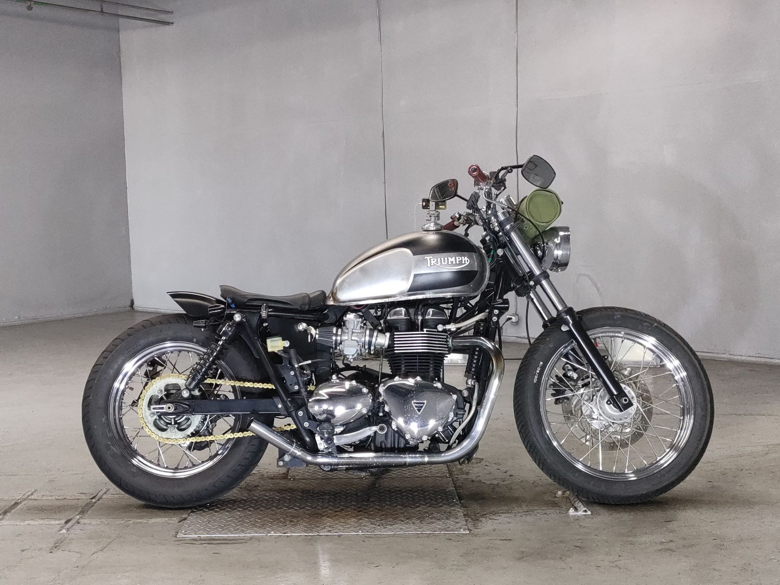 Triumph t100 bonneville 2012