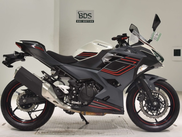 Kawasaki NINJA400 2023
