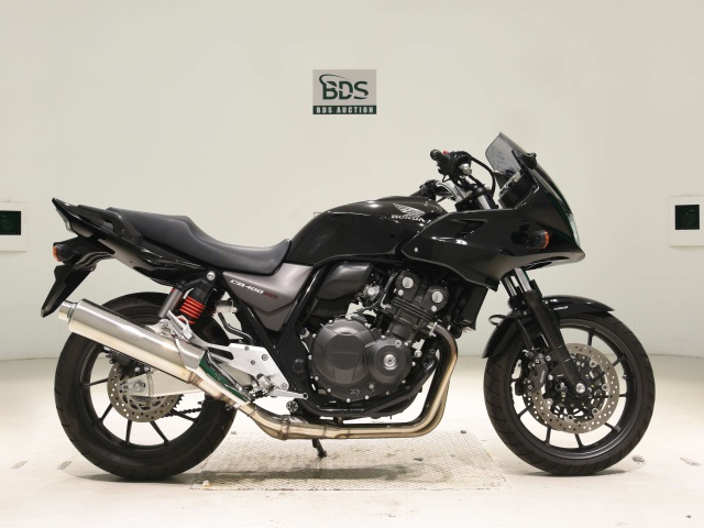 Honda CB400SF BOLDOR 2021
