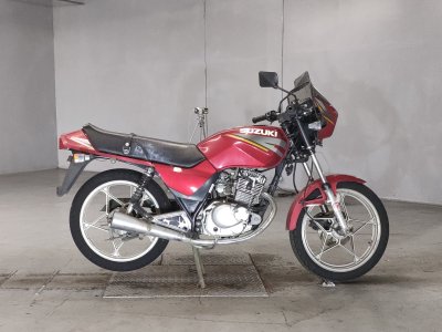 Suzuki GS125E