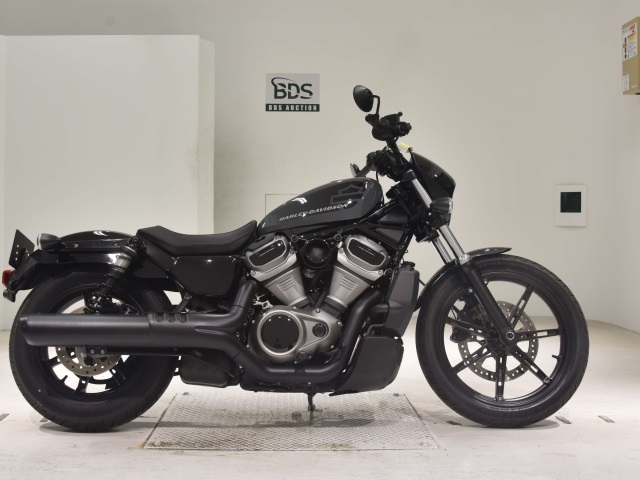 HD RH975 2022