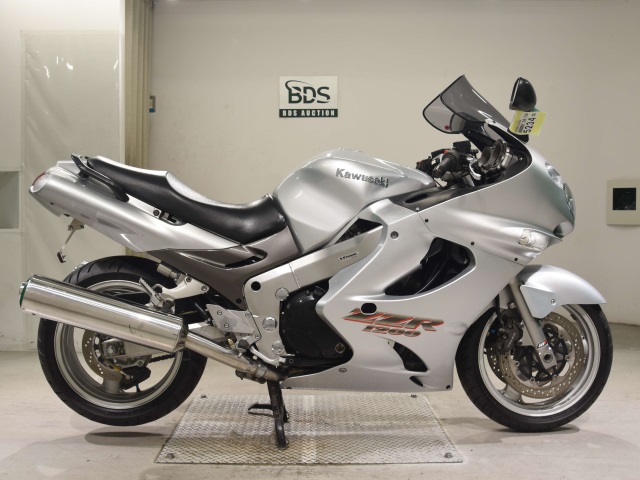 Kawasaki ZZ-R1200 2004