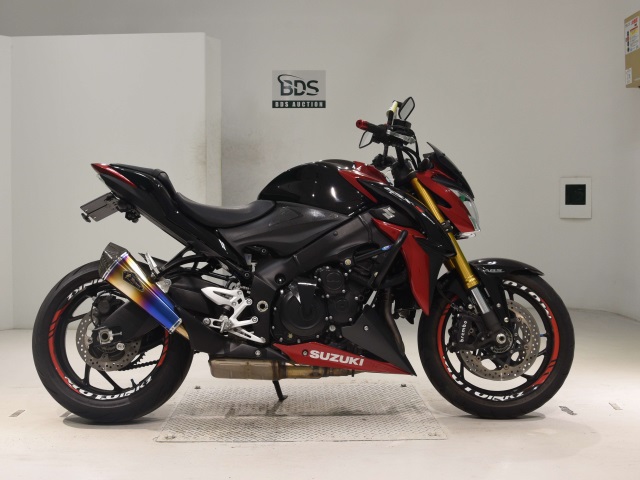 Suzuki GSX-S1000 2015