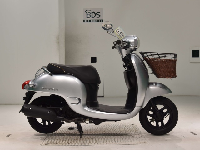 Honda GIORNO 2011