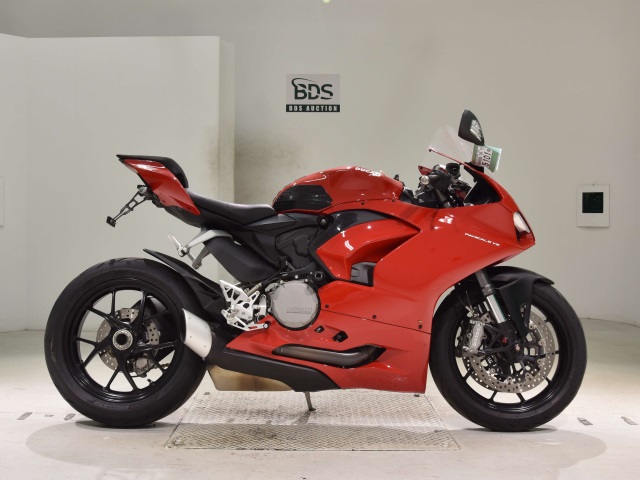 Ducati PANIGALE V2 2023
