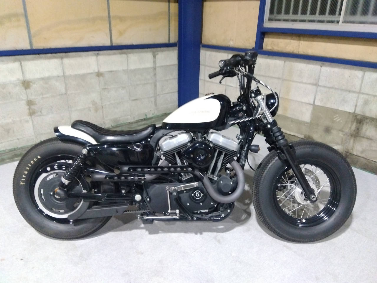 HD SPORTSTER FORTY-EIGHT XL1200X 2011