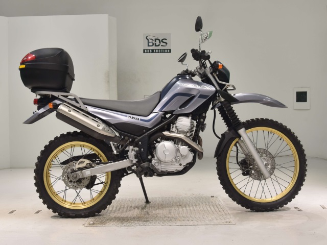 Yamaha SEROW XT250 2006