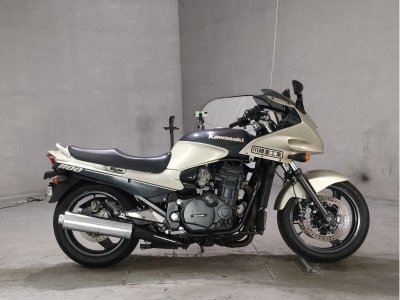 Kawasaki GPZ1100 2001