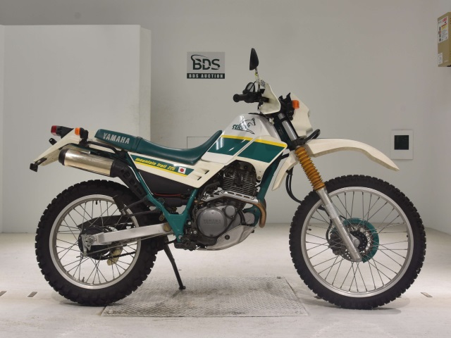 Yamaha SEROW XT225 1989