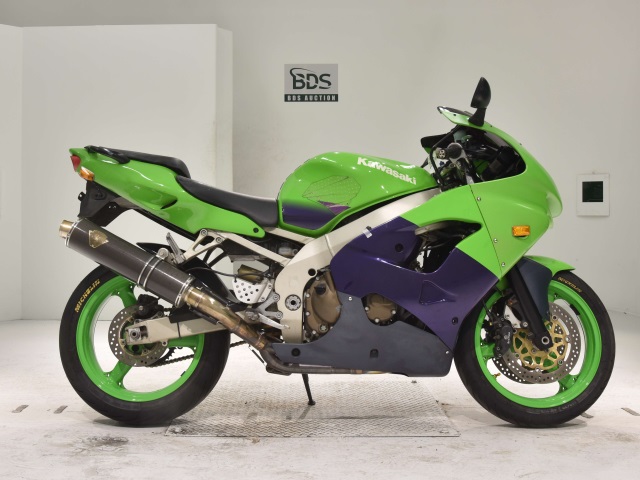 Kawasaki NINJA ZX-9R 1999