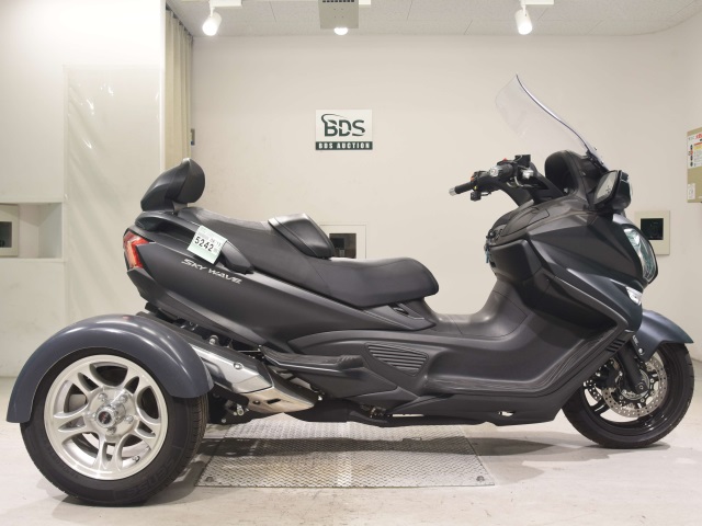 Suzuki SKYWAVE 650 TRIKE 2016