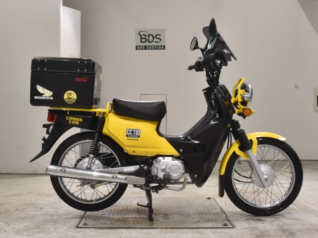 Honda CC110 CROSSCUB 2016