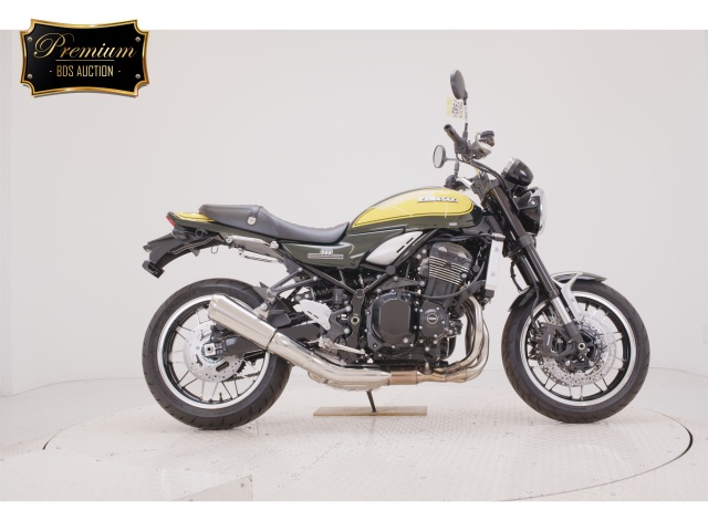 Kawasaki Z900RS 2024