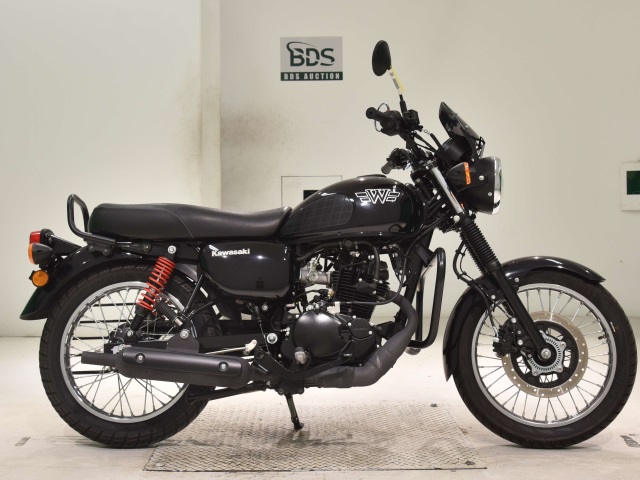 Kawasaki W175A 2023