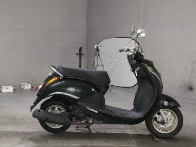 Sym UMI100 2008