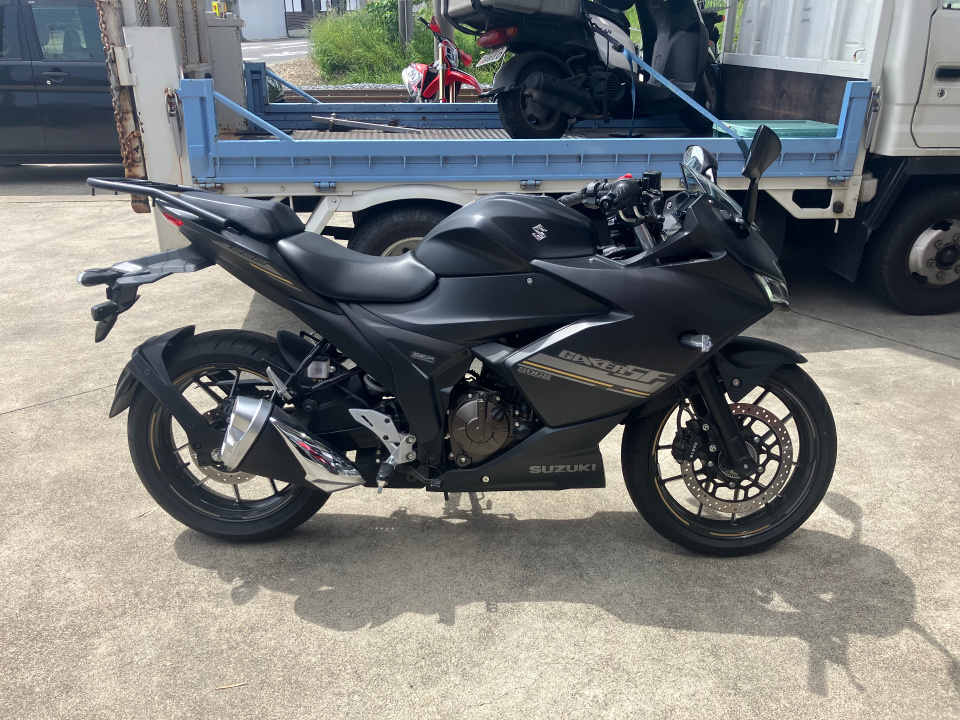 Suzuki GIXXER SF250