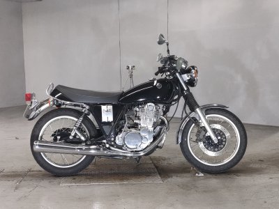 Yamaha SR400 2020