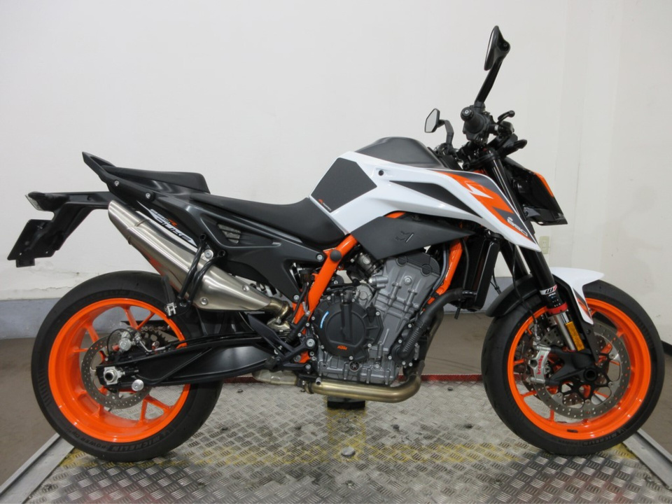KTM 890 DUKE R 2020
