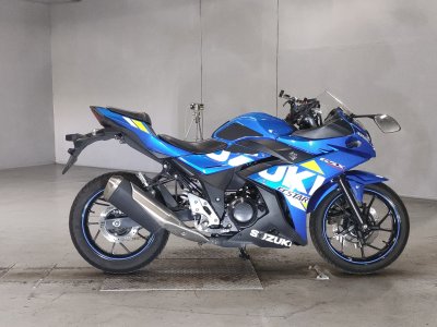 Suzuki GSX250R